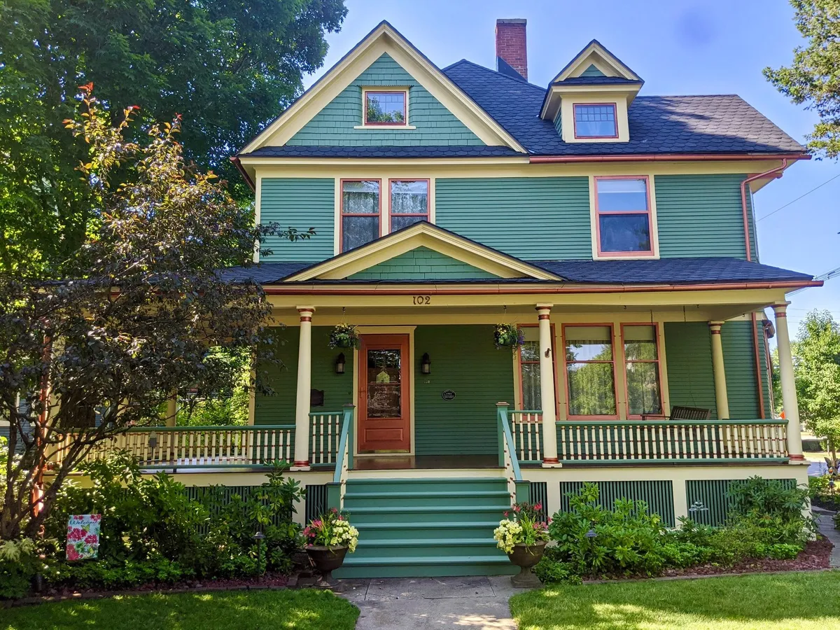 Factors That Impact The Price Of An Exterior Painting Project